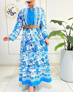 پیراهن ساحلی جلو حاشیه سفید آبی آسمانی طرح برگ و گلبرگ تبسم