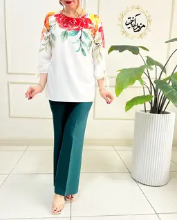 شومیز آستین واشری ریزشی سفید طرح گلهای زرد و نارنجی پریناز