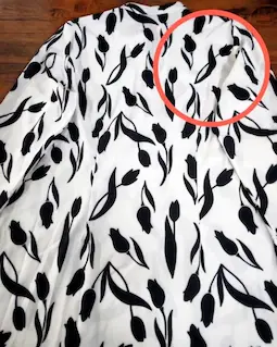 تونیک پنج دکمه سفید طرح گل لاله مشکی سایز-5-تخفیفی