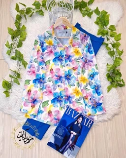 شومیز جلو دکمه سفید طرح گلبرگ آبرنگی سیتا سایز-5-تخفیفی