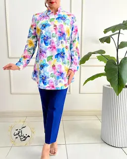 تونیک پنج دکمه سفید طرح گلبرگ آبرنگی سیتا