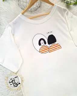 تیشرت باکسی سفید طرح دختر در آینه