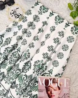 دامن پیله دار سفید طرح نیمه سنتی سبز اقاقیا