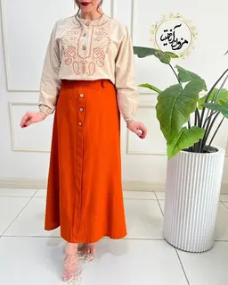 ست شومیز و دامن کرم آجری طرح بته جقه ستیا