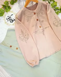 ست شومیز و دامن کرم سبز پاستیلی طرح گلدار ریز ژیلا
