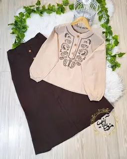 ست شومیز و دامن کرم قهوه ای طرح بته جقه ستیا