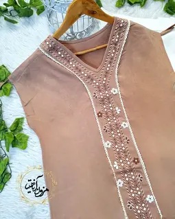 شومیز آستین افتاده نسکافه ای طرح یراق دوزی