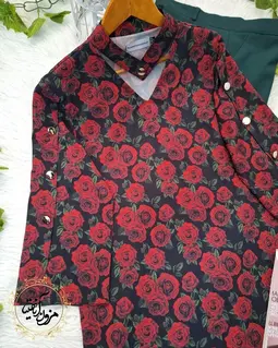 شومیز آستین سه دکمه مشکی طرح رزهای قرمز آناگل
