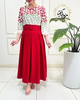 شومیز آستین واشری ریزشی سفید طرح ریسه گل رز قرمز پادینا