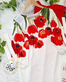 شومیز آستین واشری ریزشی سفید طرح شقایق وارونه آوینا