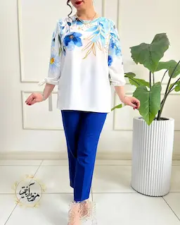 شومیز آستین واشری سفید طرح فلاور آبی سانیا