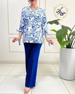 شومیز آستین واشری سفید کاربنی طرح گل رز سوفیا
