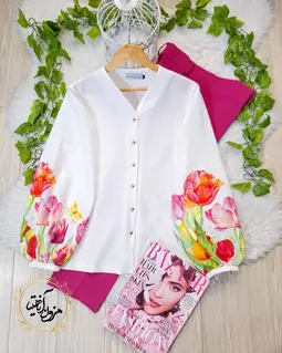 شومیز آستین پفی سفید طرح لاله های رنگی پریواز