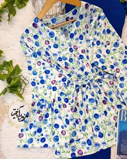 شومیز آستین کلوش سفید طرح گلهای کاربنی نیلرام