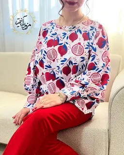 شومیز آستین کیمونو بگ سفید طرح انار برگ آبی نارین