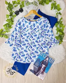 شومیز استین سه ربع سفید طرح گلهای کاربنی ایلما