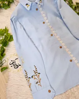 شومیز جلو دکمه دانتل دار آبی طرح گلدوزی صحرا
