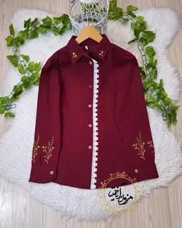شومیز جلو دکمه دانتل دار آلبالویی طرح گلدوزی صحرا