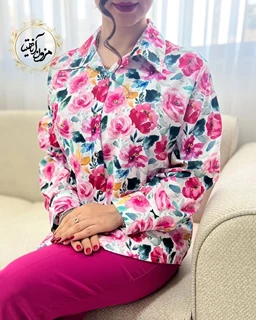 شومیز جلو دکمه سفید سرخابی طرح باغ بهار 