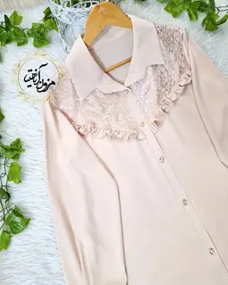 شومیز جلو دکمه نسکافه ای طرح گیپوری چین دار آرمینا