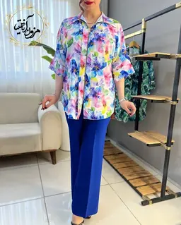 شومیز جلو زیپ دار سفید طرح گلهای رنگی سیتا