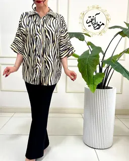 شومیز جلو زیپ دار مشکی و نسکافه ای طرح زبرا آناهید