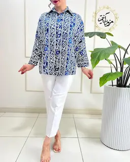 شومیز بیسیک جلو دکمه سرمه ای طرح راه راه گلدار سلوا