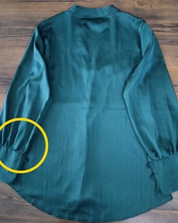 شومیز مجلسی سبز تیره طرح ساتن آرمانی جدید سایز-2-تخفیفی