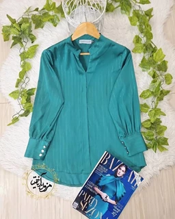 شومیز مجلسی سبز زمردی طرح ساتن آرمانی سایز-42-تخفیفی