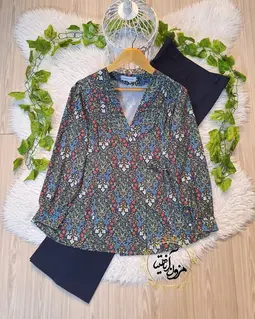 شومیز مدل لنگی سبز طرح برگ و گلبرگهای سنتی رنگی میانا