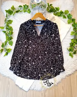شومیز مدل لنگی مشکی طرح گلهای سفید سایگول