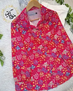 شومیز نخی جلو دکمه سرخابی تیره طرح گلهای رنگی رمیلا