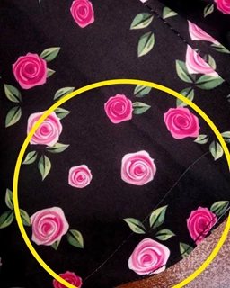 شومیز پایین کلوش مشکی طرح رزالین سایز-1-تخفیفی