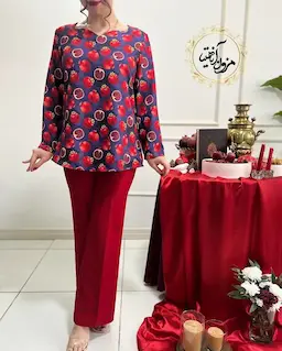 شومیز یقه دلبری سرمه ای طرح انار قرمز نارشین