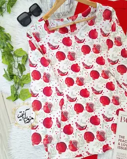 شومیز یقه دلبری سفید طرح انار برگ سبز سدری دونار