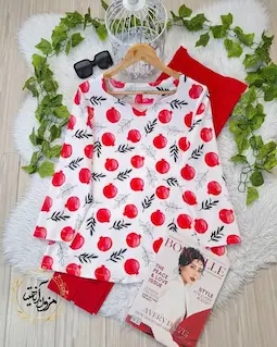 شومیز یقه دلبری سفید قرمز طرح انار برگ مشکی آرامش