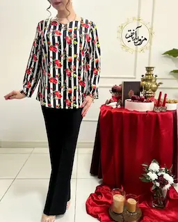 شومیز یقه دلبری سفید مشکی طرح راه راه شکوفه انار قرمز پرنا