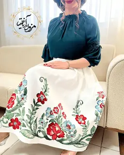 دامن پیله دار سفید طرح نیمه گلدار المیرا