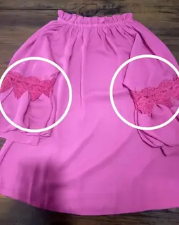 شومیز یقه پلیسه سرخابی طرح هیبا سایز-3-تخفیفی