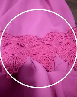 شومیز یقه پلیسه سرخابی طرح هیبا سایز-3-تخفیفی