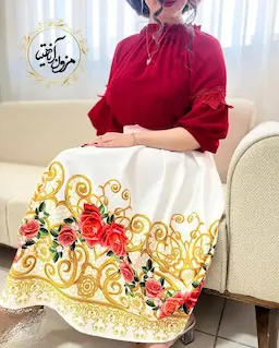 شومیز یقه پلیسه قرمز طرح هیبا