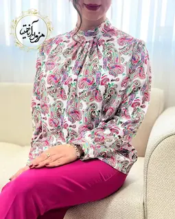 شومیز یقه پیله دار سفید طرح بته جقه های رنگی شاداب