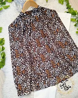 شومیز یقه پیله دار نسکافه ای قهوه ای طرح سنگی نلیسا