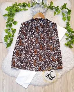شومیز یقه پیله دار نسکافه ای قهوه ای طرح سنگی نلیسا