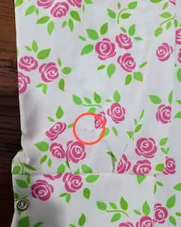 شومیز یقه کراواتی سفید طرح گلهای سرخابی شیدا سایز-5-تخفیفی