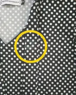 شومیز یقه کراواتی مشکی توپی سفید زمینه مشکی سایز-2-تخفیفی