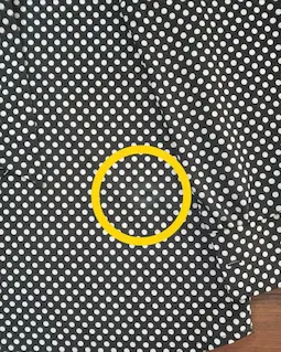 شومیز یقه کراواتی مشکی توپی سفید زمینه مشکی سایز-3-تخفیفی