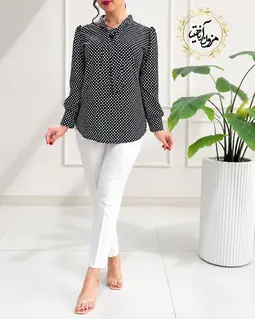 شومیز یقه کراواتی مشکی توپی سفید زمینه مشکی 