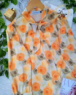 شومیز یقه کراواتی کاراملی نسکافه ای طرح رز 