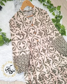 پیراهن ساحلی کرم سبز طرح سنتی بلکا